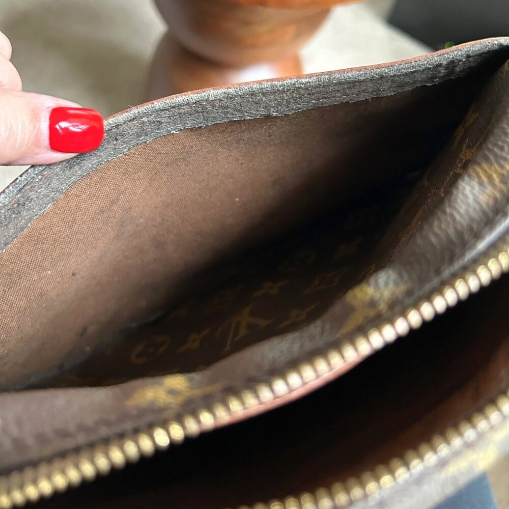 LOUIS VUITTON Monogram Jeune Fille MM Shoulder Bag - Picture 11 of 13